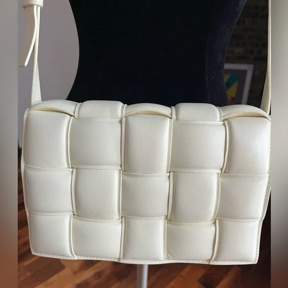 Bottega Veneta Padded Cassette, NEW - Picture 5 of 15